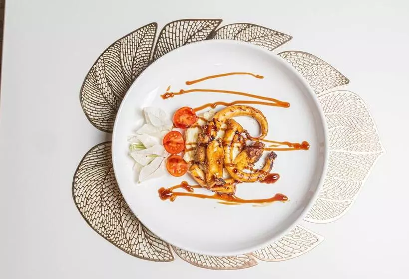 پانسیون Ahiva Village