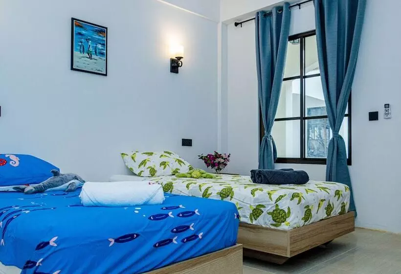 پانسیون Ahiva Village