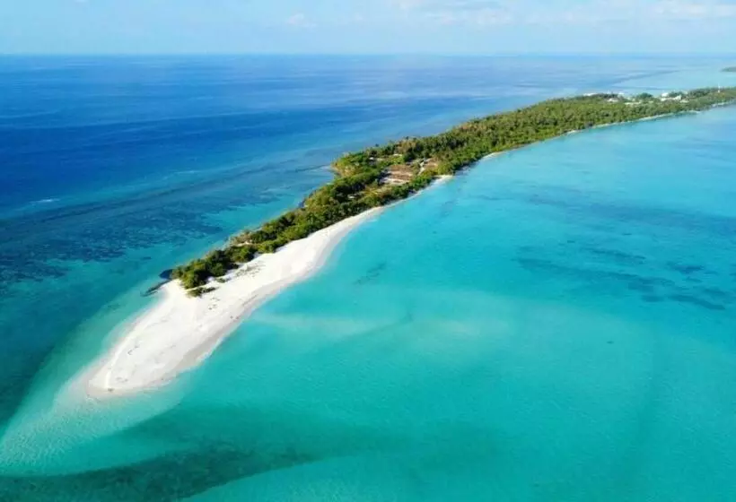 پانسیون Ahiva Village