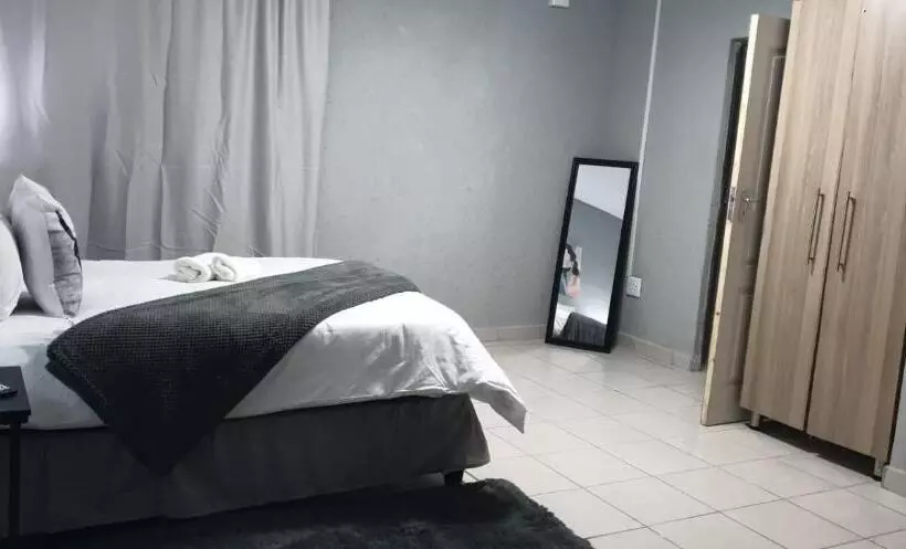 Majatalo Tsamatiku Villa Guesthouse