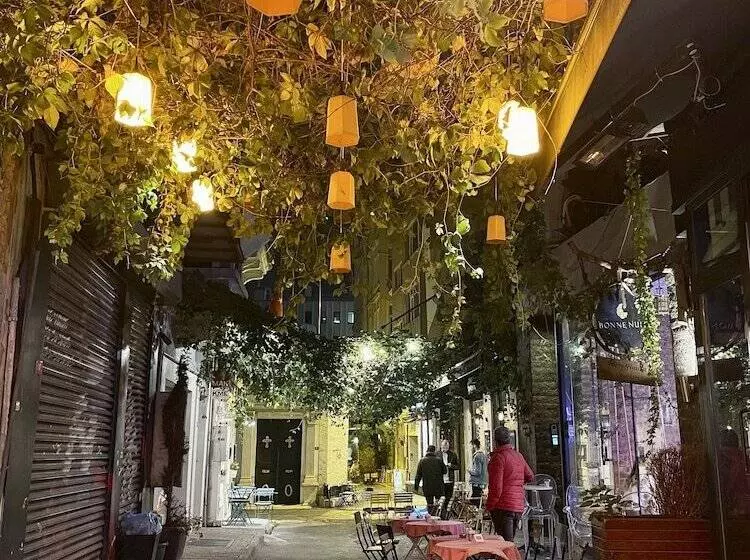 Port Galata Suites