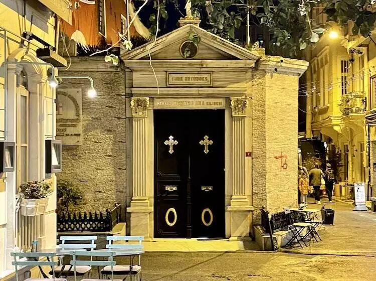 Port Galata Suites