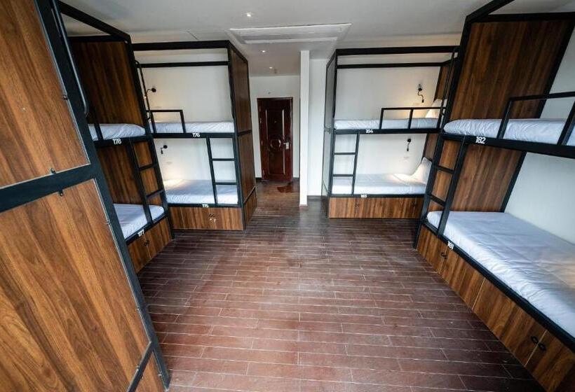 Mad Monkey Hanoi Hostel