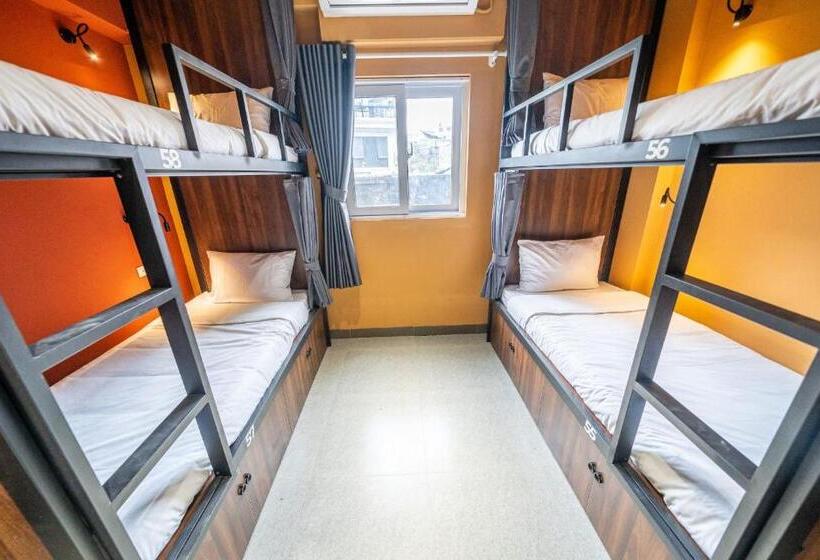 Mad Monkey Hanoi Hostel