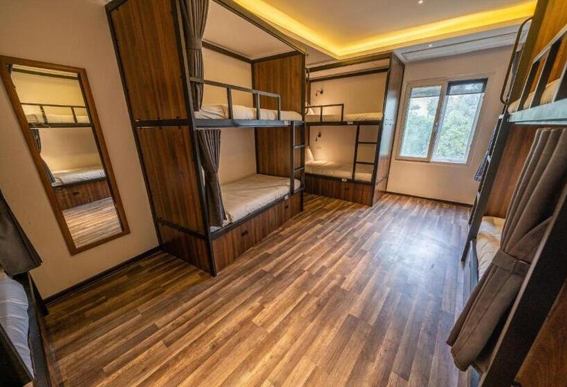 Mad Monkey Hanoi Hostel