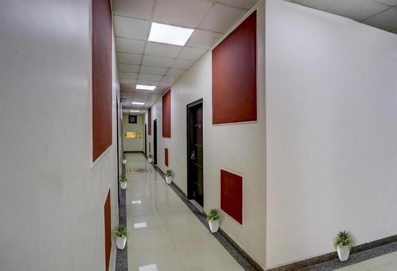 هتل Collection O Pantao Stays