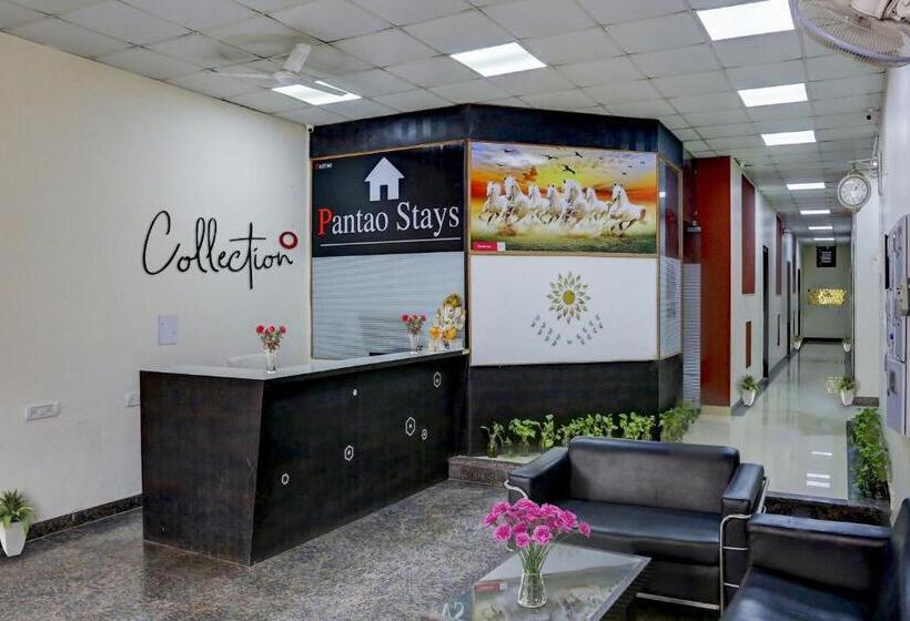 هتل Collection O Pantao Stays