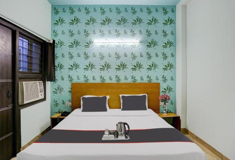 هتل Collection O Pantao Stays