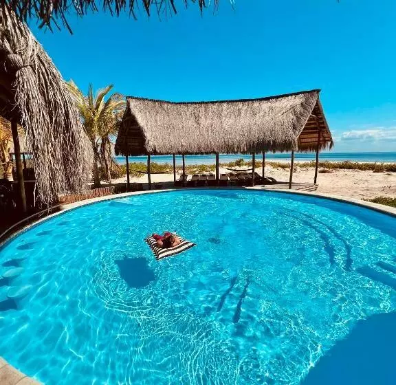 ホテル Zenguelemo Lodge