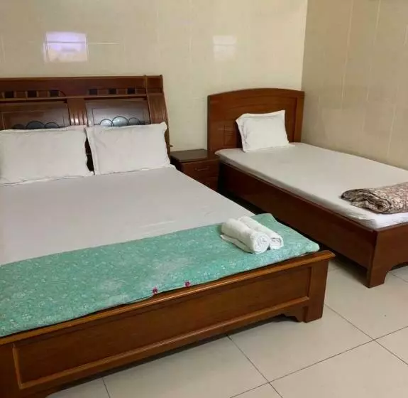 پانسیون Chí Linh Motel