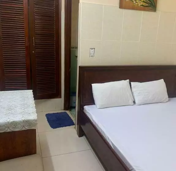 پانسیون Chí Linh Motel