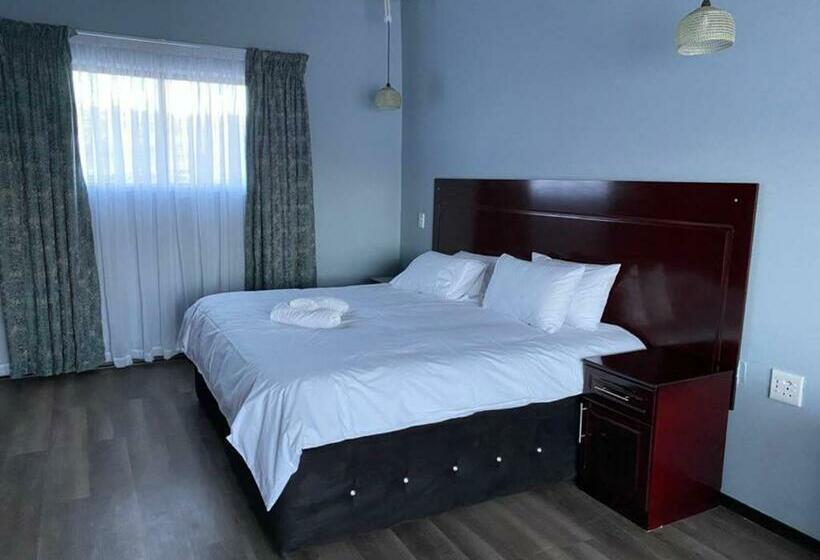 تختخواب و صبحانه Highlands Lodge