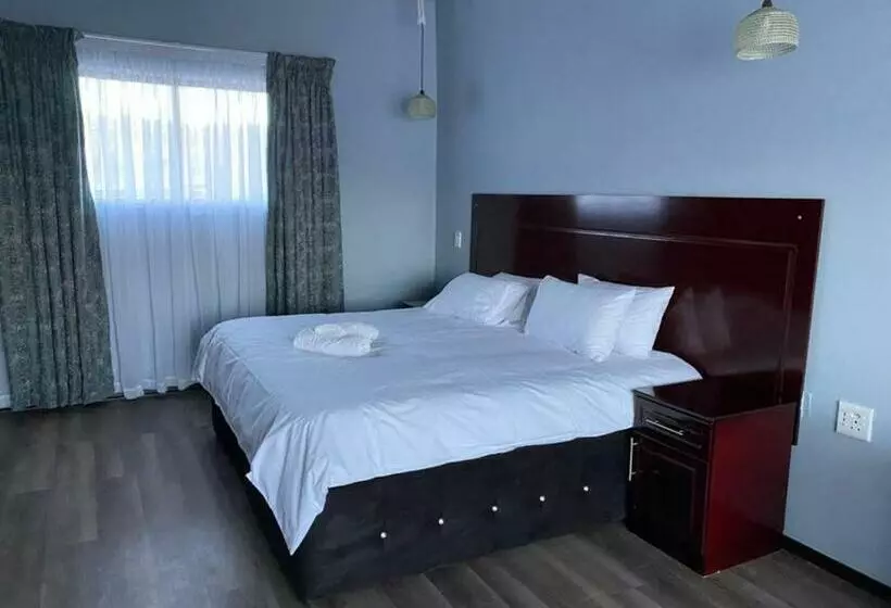 تختخواب و صبحانه Highlands Lodge