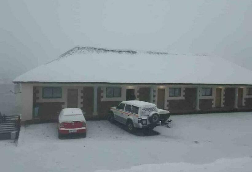 تختخواب و صبحانه Highlands Lodge