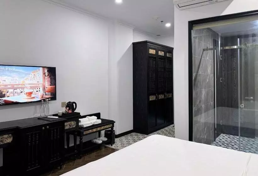 Eden Hotel Cát Bà