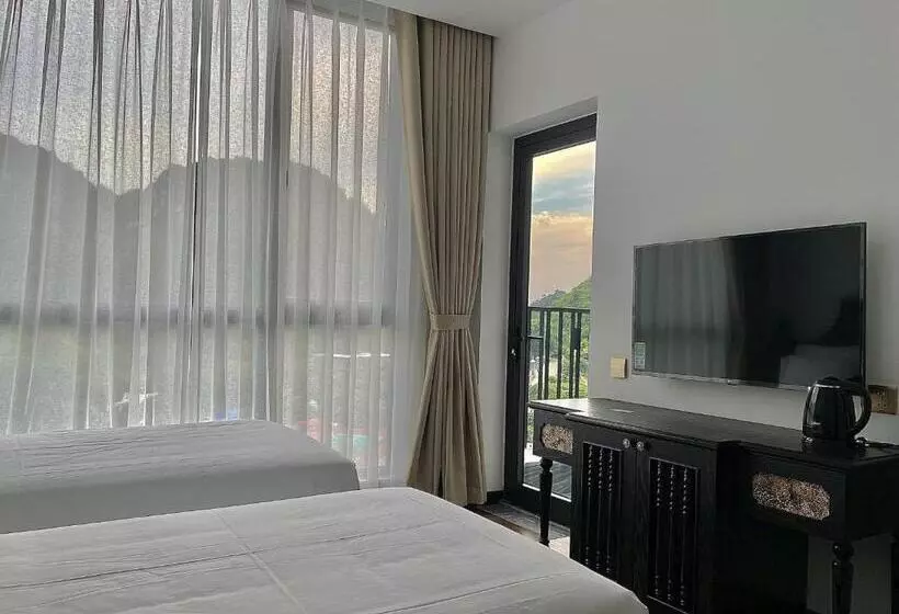 Eden Hotel Cát Bà