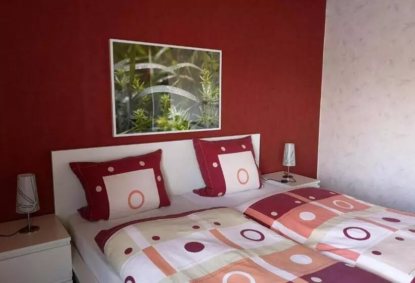 ホテル Gasthaus Pension Schumbert