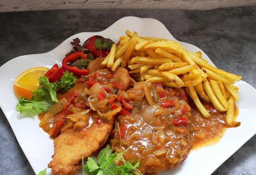 Отель Gasthaus Pension Schumbert