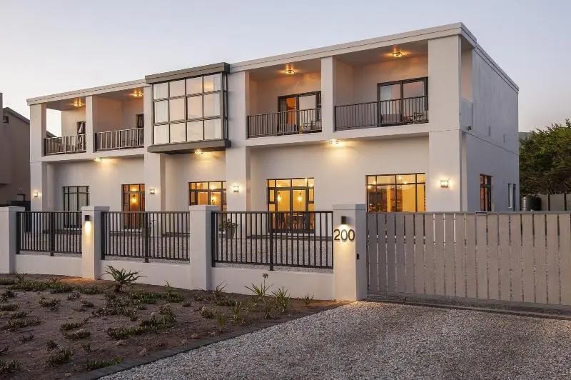 Majatalo Glow Boutique Suites & Guesthouse