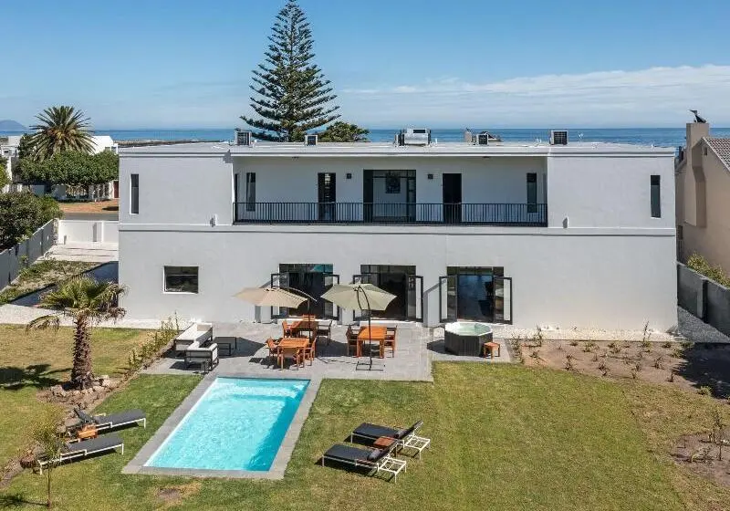 Majatalo Glow Boutique Suites & Guesthouse