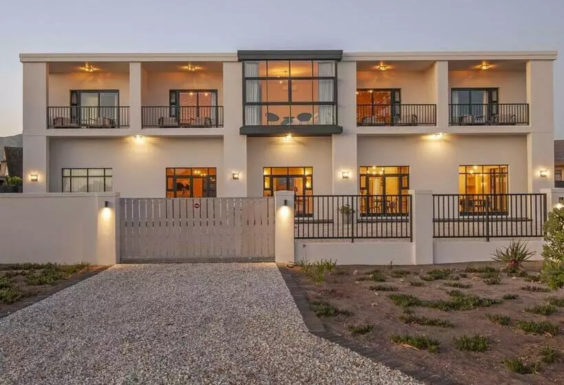 Majatalo Glow Boutique Suites & Guesthouse