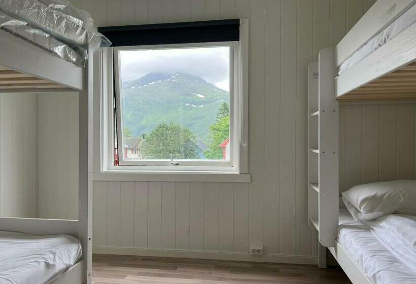 Stetind Hostel