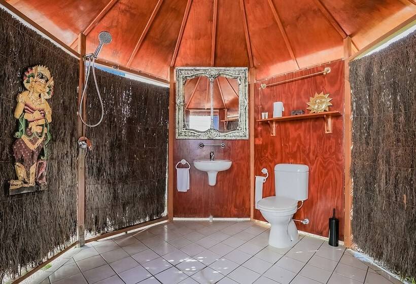 1770 Sovereign Lodge Retreat