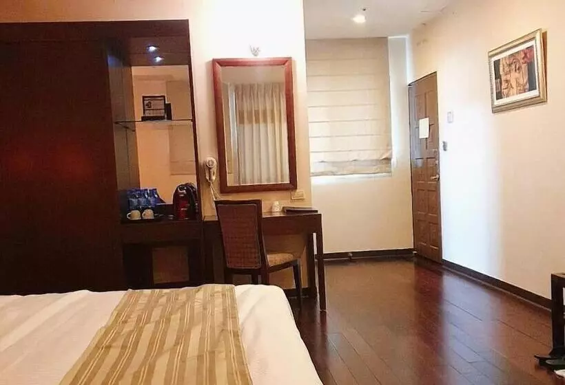 9 Hotel Taipei