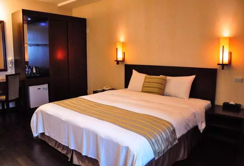 9 Hotel Taipei
