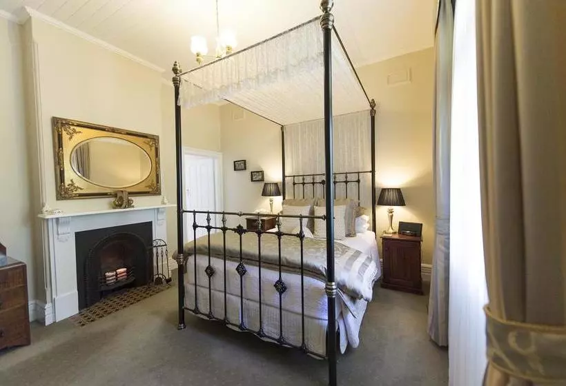 مبيت وإفطار The Greens Of Leura