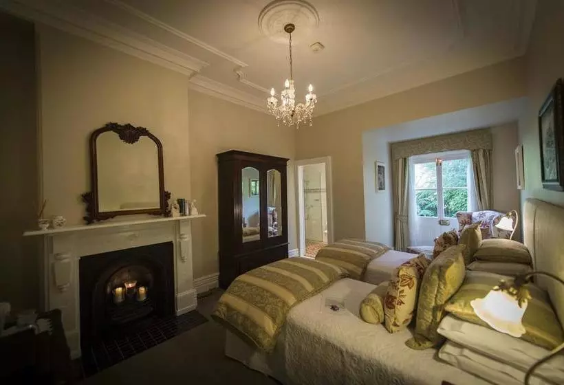 مبيت وإفطار The Greens Of Leura