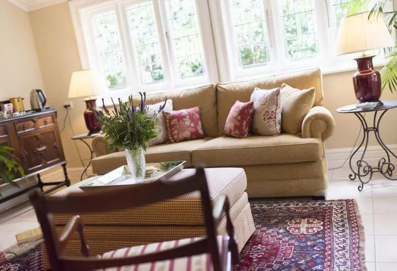 مبيت وإفطار The Greens Of Leura