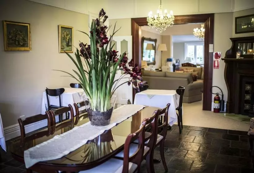 مبيت وإفطار The Greens Of Leura