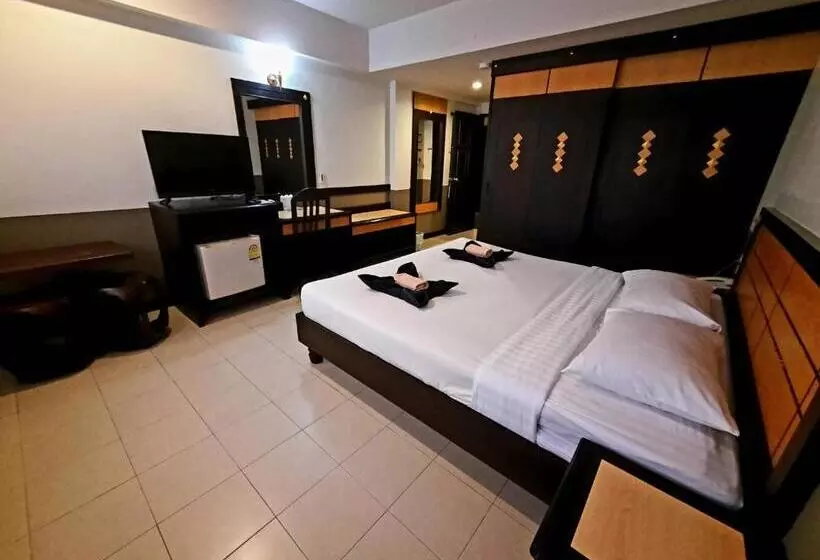 هتل Ariya Inn Chiangrai