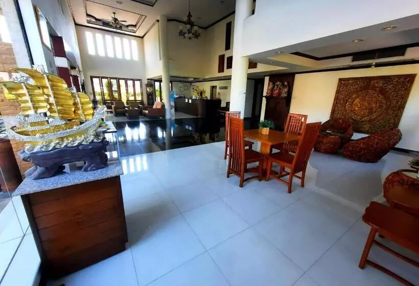 هتل Ariya Inn Chiangrai