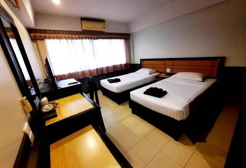هتل Ariya Inn Chiangrai