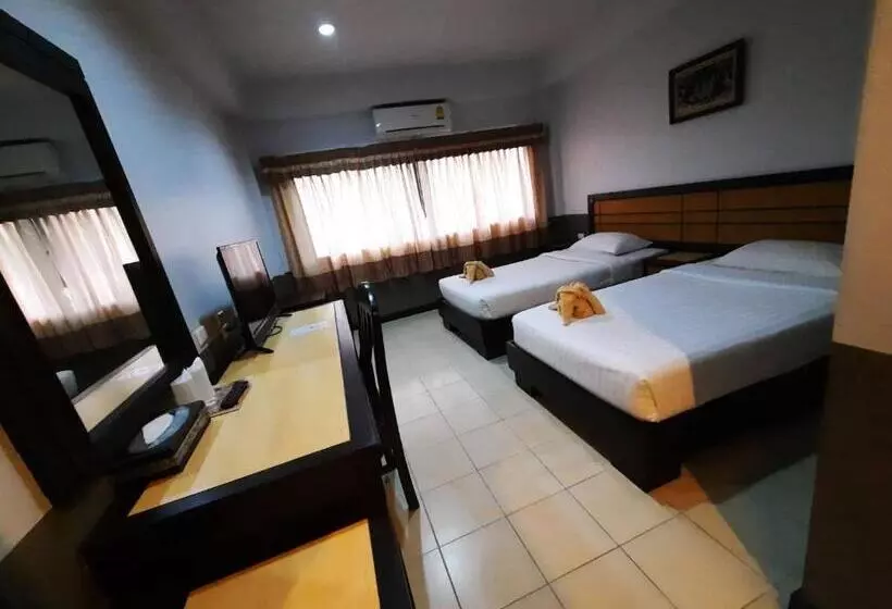 هتل Ariya Inn Chiangrai