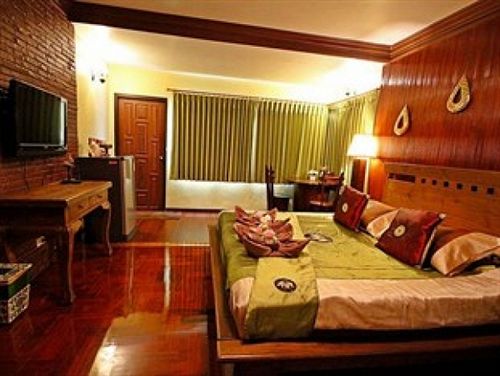 호텔 Baan Fern Talay