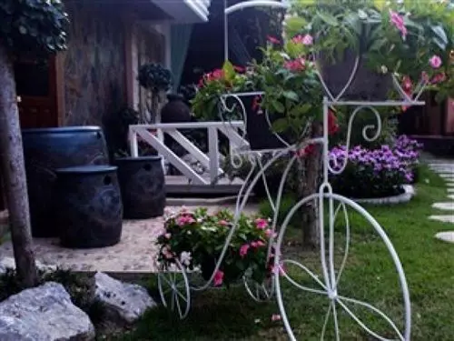 Отель Baan Fern Talay