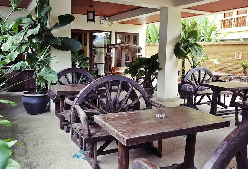 Hotel Baan Ss Karon