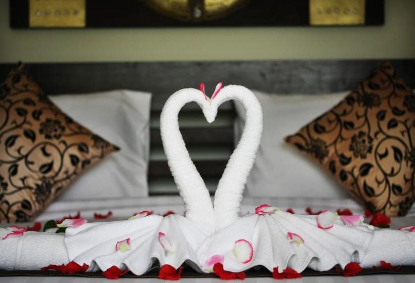 فندق Ban Thai Villa