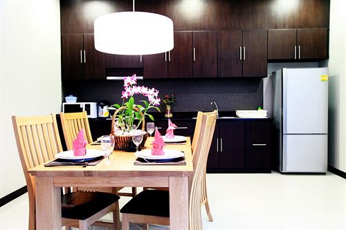 فندق Ban Thai Villa