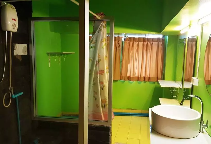 Hotelli Chaweng Palace