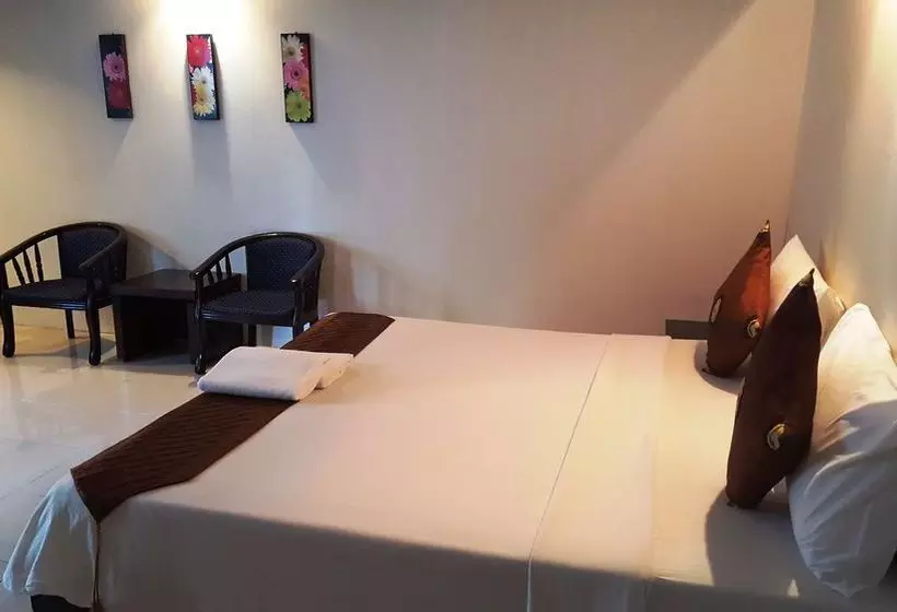 Hotelli Chaweng Palace