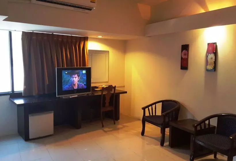 Hotelli Chaweng Palace