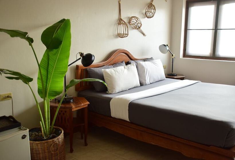 هتل Fisherman S House Cafe &