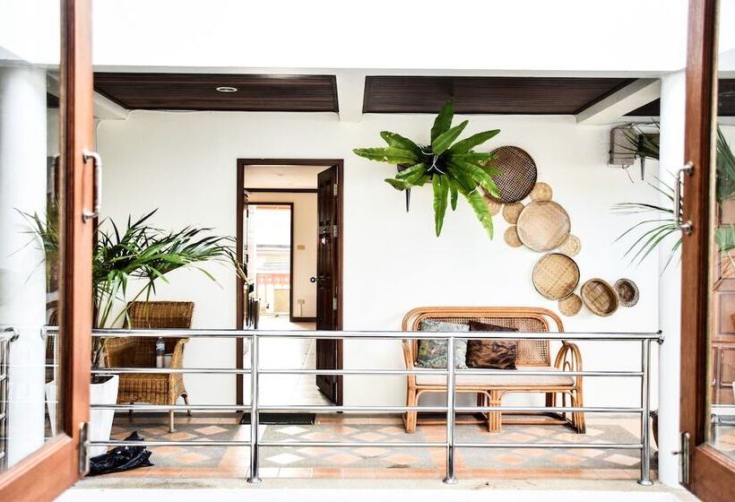 هتل Fisherman S House Cafe &