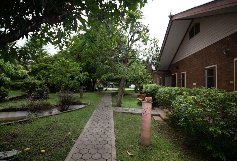 Hotel Gongkaew Huenkum