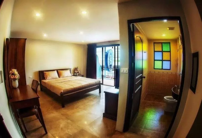 هتل Grandmom Place