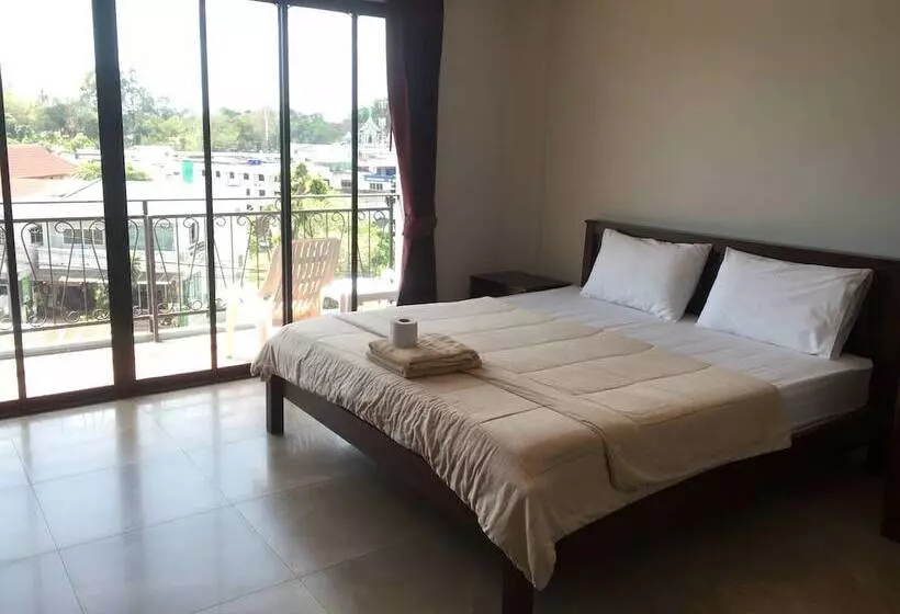 هتل Grandmom Place